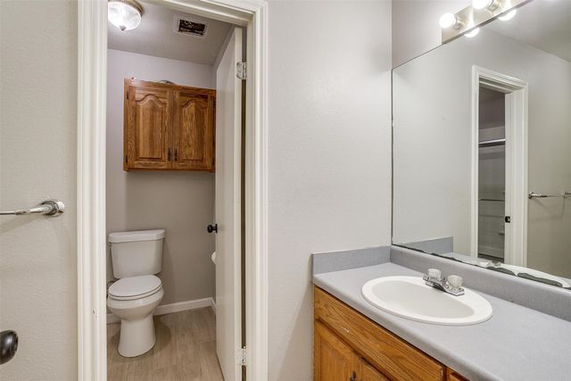 1633 Trinity View Street, Irving, TX 75060