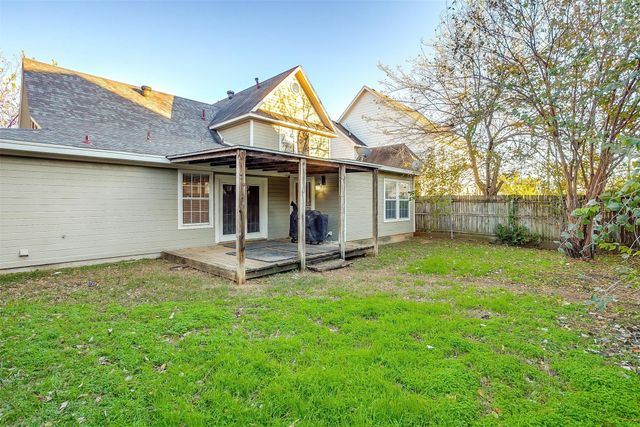 1633 Trinity View Street, Irving, TX 75060