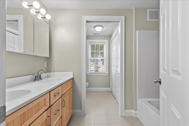 200 West St 200, Needham, MA 02494