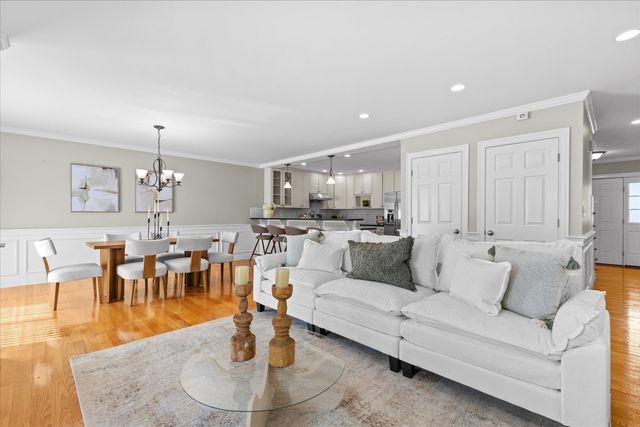200 West St 200, Needham, MA 02494