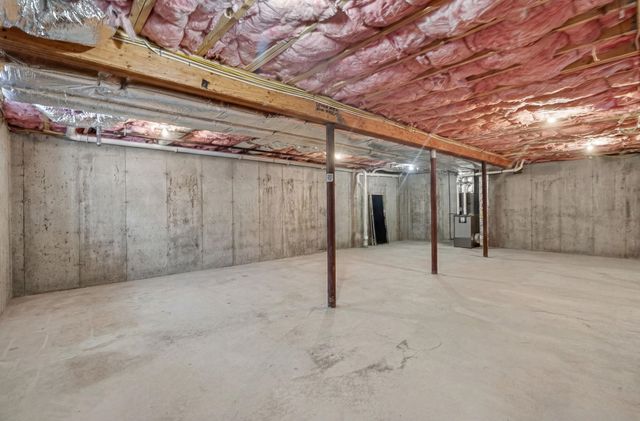 73 King Street, Nashua, NH 03060