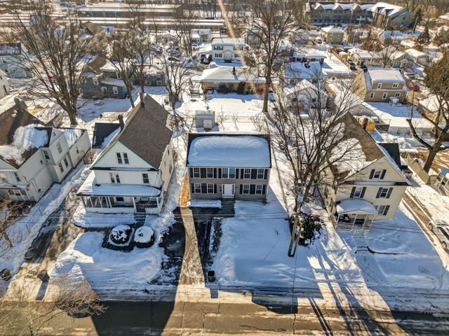 73 King Street, Nashua, NH 03060