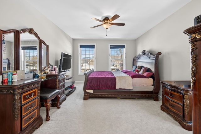 73 King Street, Nashua, NH 03060