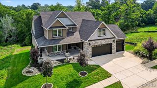 2029 Lily Avenue, Kirkwood, MO 63122