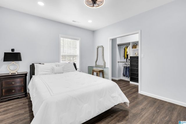1017 VINESVILLE ROAD, Birmingham, AL 35208