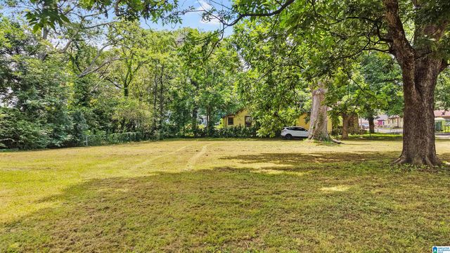 1017 VINESVILLE ROAD, Birmingham, AL 35208