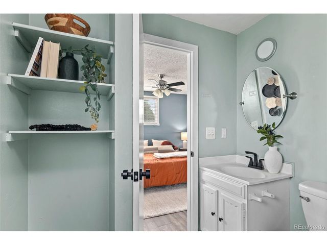 7624 Jellison Ct, Arvada, CO 80005