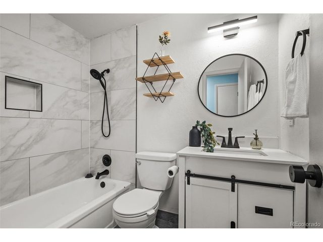 7624 Jellison Ct, Arvada, CO 80005