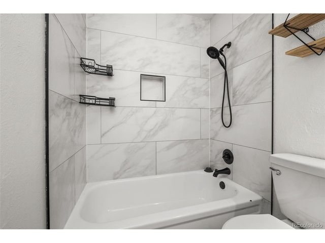 7624 Jellison Ct, Arvada, CO 80005