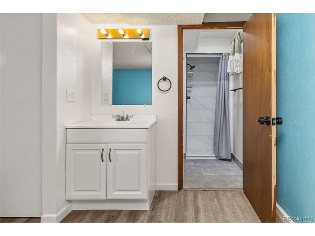 7624 Jellison Ct, Arvada, CO 80005