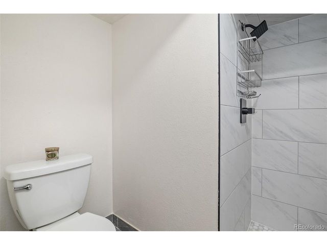 7624 Jellison Ct, Arvada, CO 80005