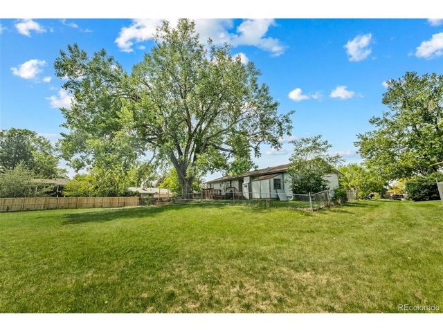 7624 Jellison Ct, Arvada, CO 80005