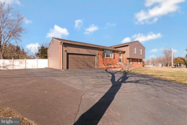 15937 LIVINGSTON RD, Accokeek, MD 20607