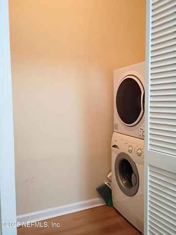 6106 MAGGIES Circle 106, Jacksonville, FL 32244