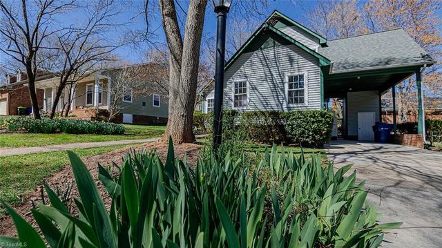 8 Willow Oak, Elon, NC 27244