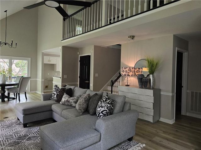 8 Willow Oak, Elon, NC 27244