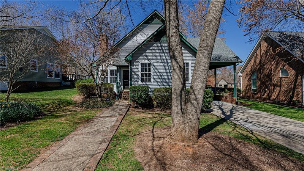 8 Willow Oak, Elon, NC 27244