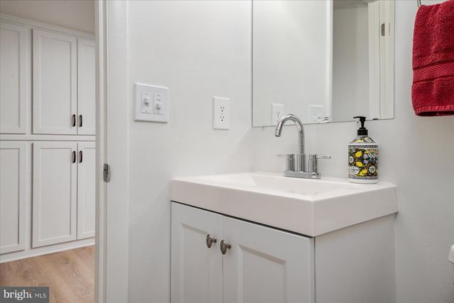 2 SILOPANNA CT, Annapolis, MD 21403