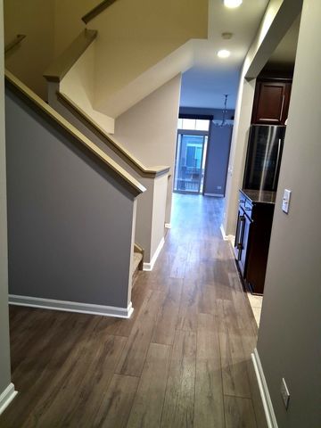 756 N Aspen Drive, Vernon Hills, IL 60061