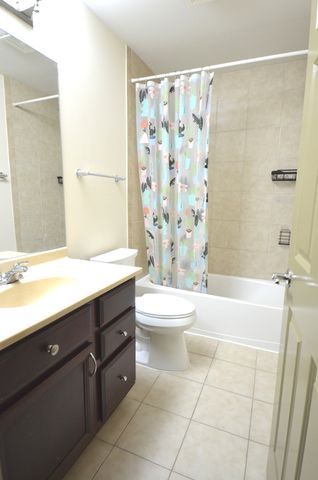 756 N Aspen Drive, Vernon Hills, IL 60061