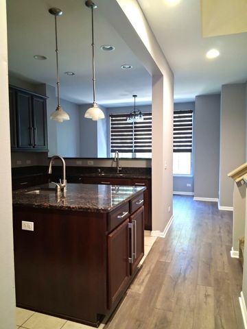 756 N Aspen Drive, Vernon Hills, IL 60061
