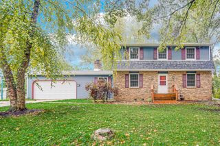 402 Powderhorn Drive, Valparaiso, IN 46383