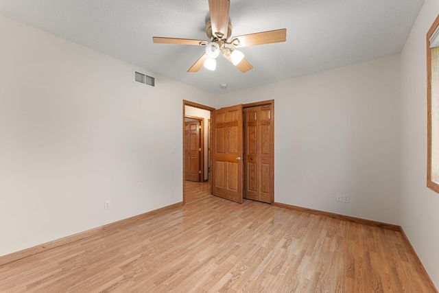 178 Minnesota Avenue, Roseville, MN 55113