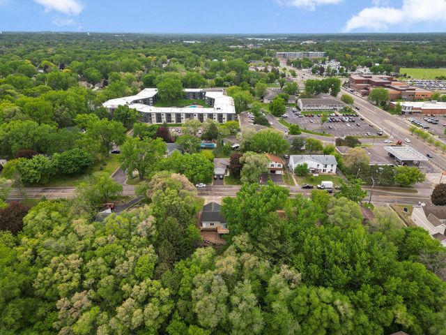 178 Minnesota Avenue, Roseville, MN 55113
