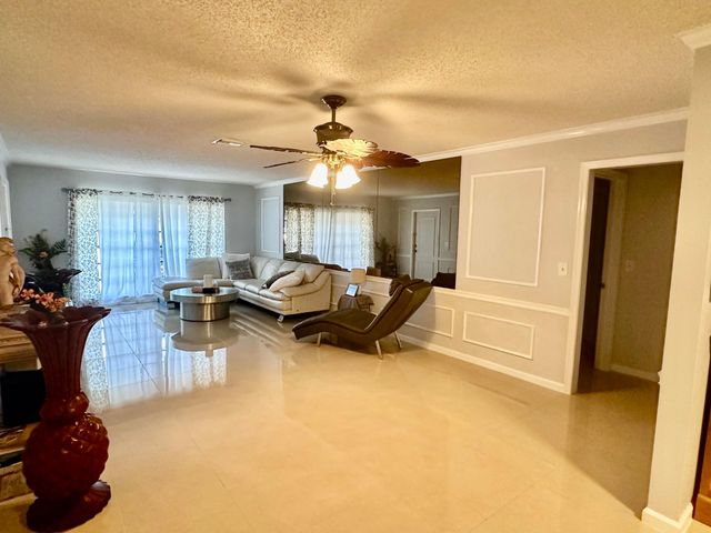 4964 Eaglewood Road A, Boynton Beach, FL 33436