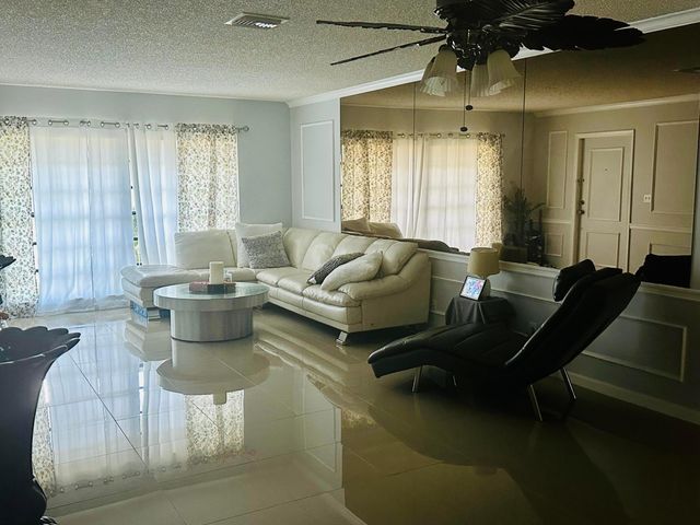 4964 Eaglewood Road A, Boynton Beach, FL 33436