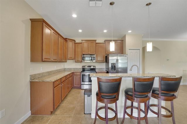 3704 HUNTINGTON LANE, Winter Haven, FL 33884