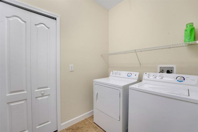 3704 HUNTINGTON LANE, Winter Haven, FL 33884