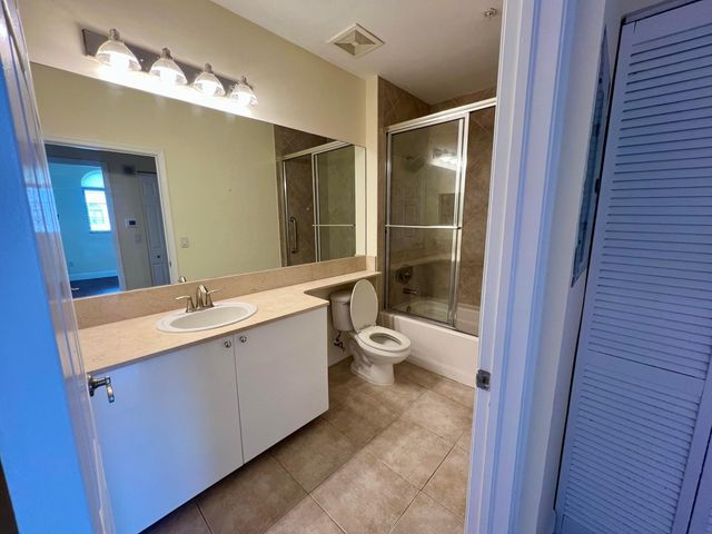 233 S Federal Highway Uph04, Boca Raton, FL 33432