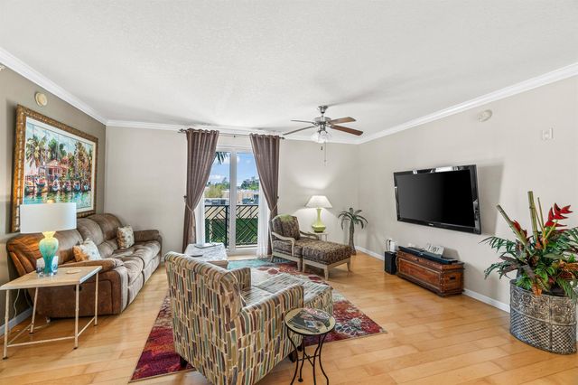 225 NE 1st Street 207, Delray Beach, FL 33444