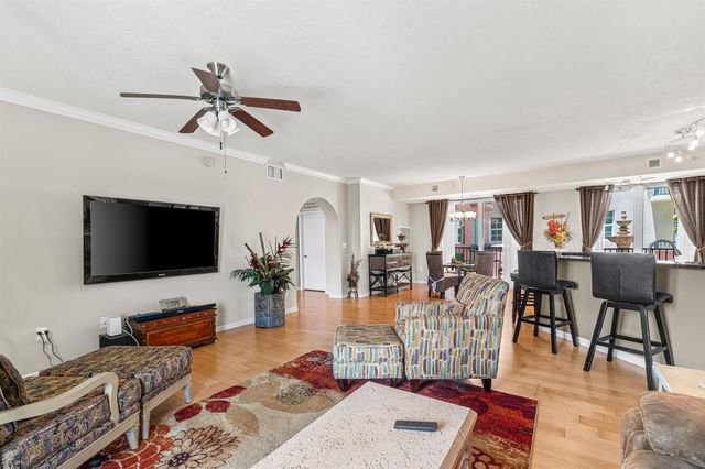 225 NE 1st Street 207, Delray Beach, FL 33444