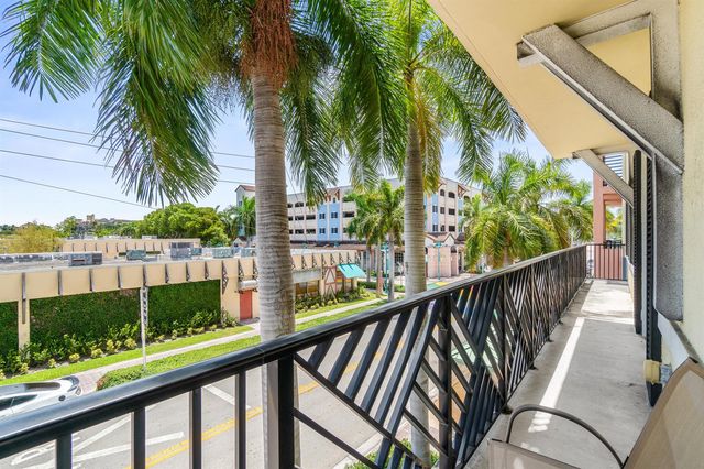 225 NE 1st Street 207, Delray Beach, FL 33444