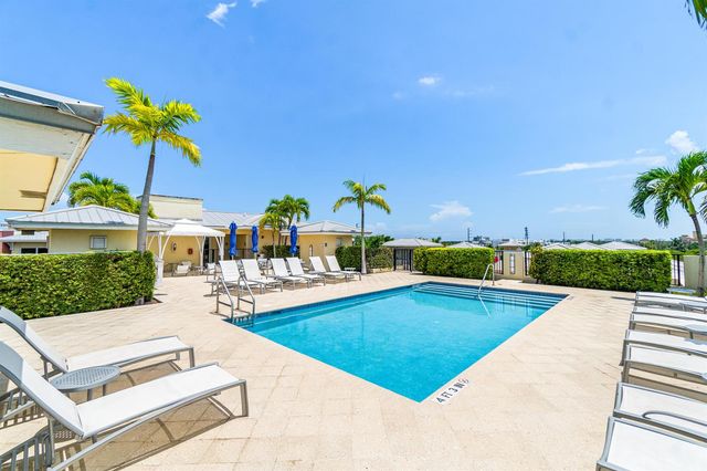 225 NE 1st Street 207, Delray Beach, FL 33444
