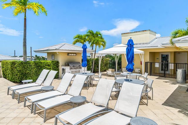 225 NE 1st Street 207, Delray Beach, FL 33444