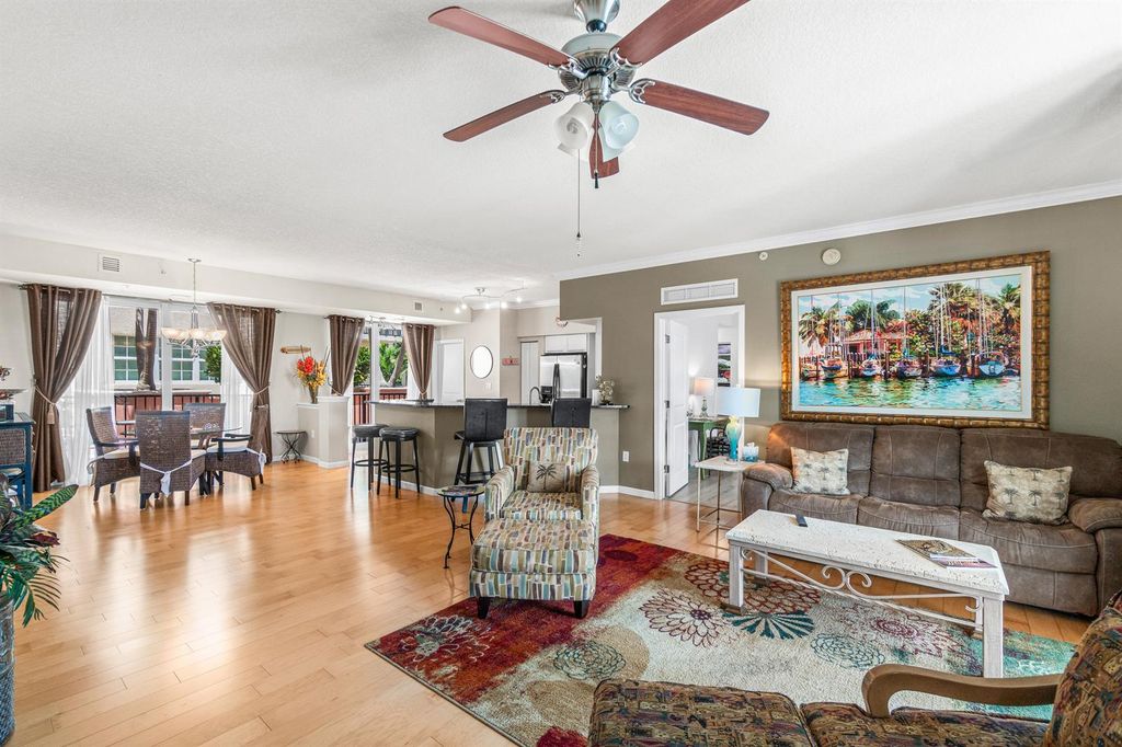 225 NE 1st Street 207, Delray Beach, FL 33444