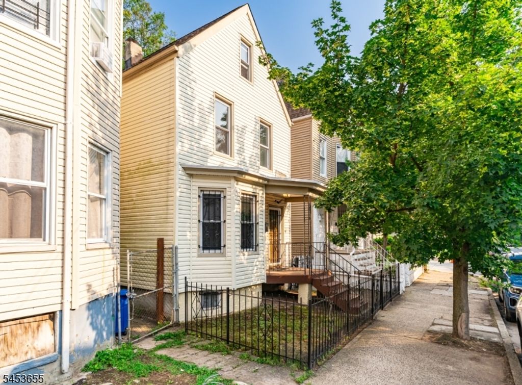 800 S 15Th St, Newark City, NJ 07108 — photo 2