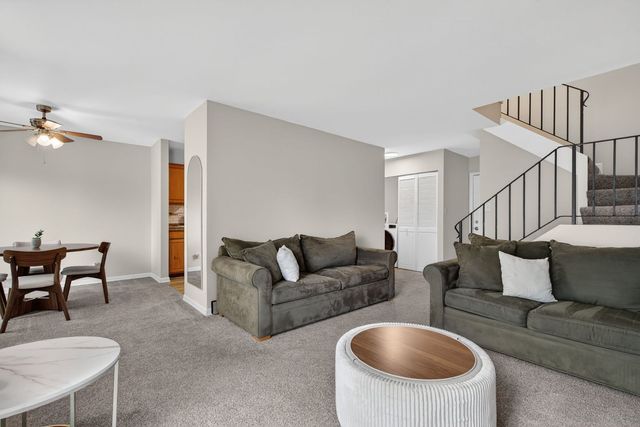 2302 Windsor Lane, Country Club Hills, IL 60478