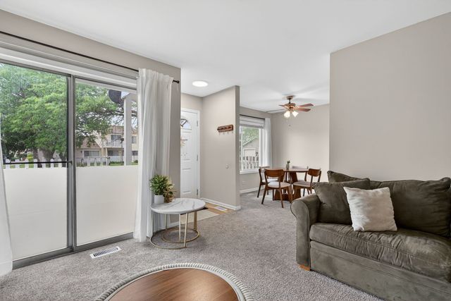 2302 Windsor Lane, Country Club Hills, IL 60478