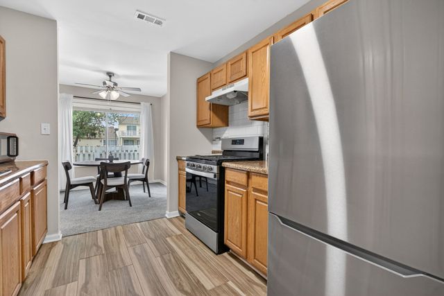 2302 Windsor Lane, Country Club Hills, IL 60478