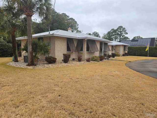 2701 N 17th Ave, Pensacola, FL 32503