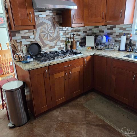 2701 N 17th Ave, Pensacola, FL 32503