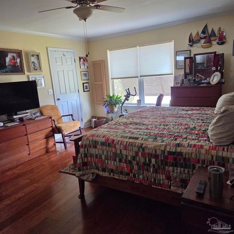 2701 N 17th Ave, Pensacola, FL 32503