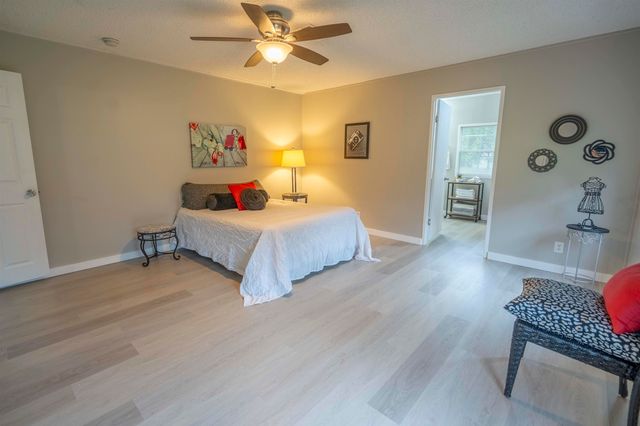10806 Old Pine Acres Trail, Tallahassee, FL 32305