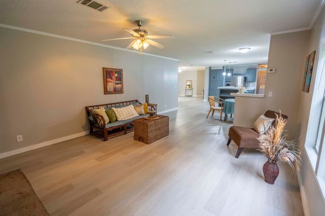 10806 Old Pine Acres Trail, Tallahassee, FL 32305