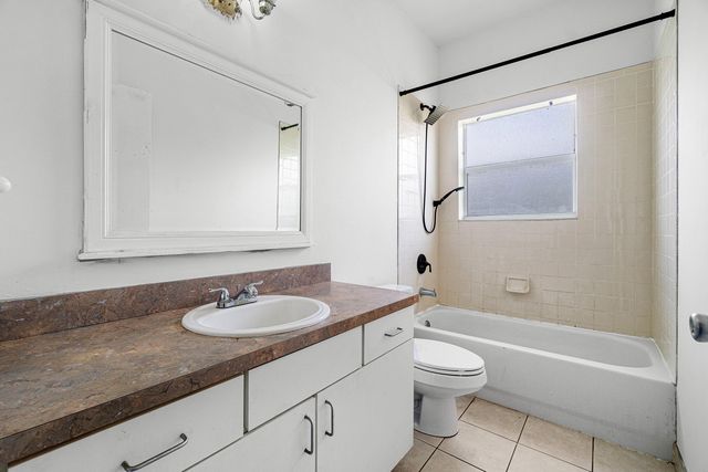 2406 SUNDY Avenue, Delray Beach, FL 33444