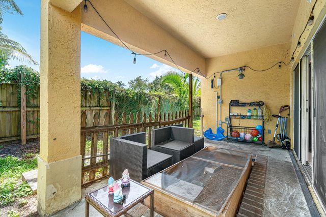 2406 SUNDY Avenue, Delray Beach, FL 33444